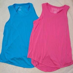 Women's Tek Gear Tanks Size Medium